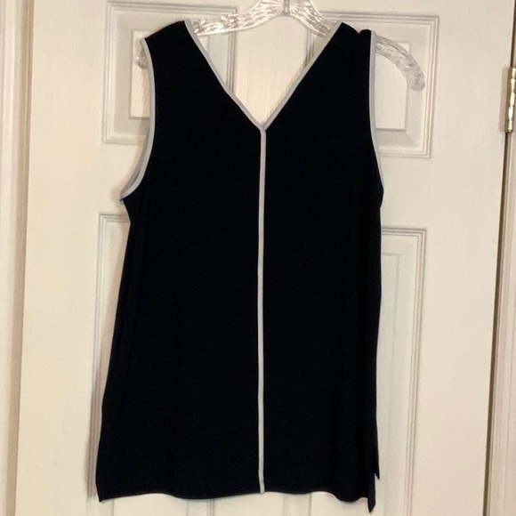 Navy/white NWT. White stripe front and back - Picture 3 of 3